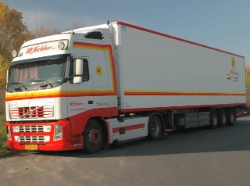 Volvo-FH12-420-IB-Karlskov-Schiffner-250306-01