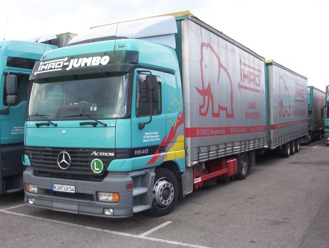 MB-Actros-1840-Ihro-Wimmer-091105-01.jpg - André Wimmer