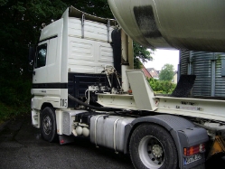 MB-Actros-1843-Imgrund-Voss-010706-05