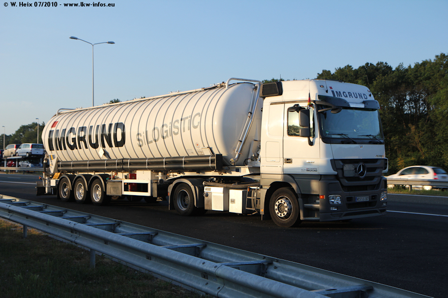 MB-Actros-3-1841-Imgrund-070710-04.jpg