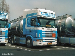Scania-124-L-420-Intveen-Levels-210506-02