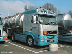Volvo-FH12-460-Intveen-Levels-210506-02