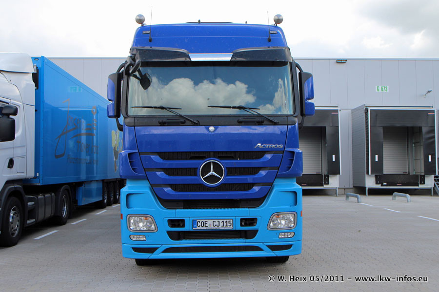 MB-Actros-3-2544-Jansens-160511-01.jpg