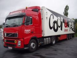Volvo-FH12-Jobstl-Holz-231004-1-AUT