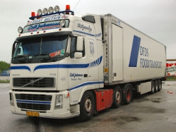 Volvo-FH12-460-Johansen-Schiffner-070706-02