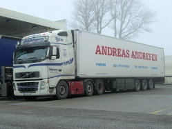 Volvo-FH12-Johansen-Stober-290208-01