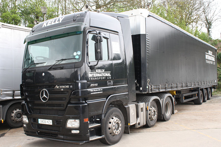 MB-Actros-2546-MP2-Kelly-Fitjer-040509-03.jpg