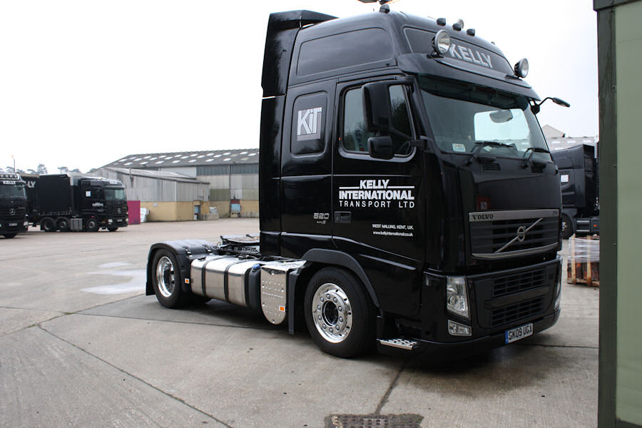 Volvo-FH-III-520-Kelly-Fitjer-040509-01.jpg