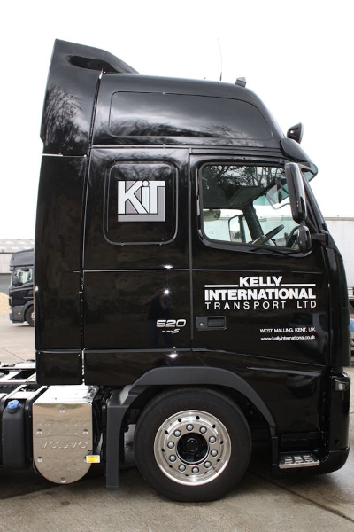 Volvo-FH-III-520-Kelly-Fitjer-040509-06.jpg