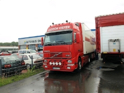 Volvo-FH12-420-Kiefer-Voss-180708-01