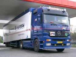MB-Actros-SZ-Klaassen-Szy-050404-1-NL