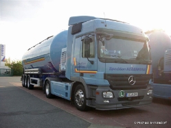 MB-Actros-MP2-1844-Kobernuss-Mittendorf-120511-02