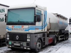 Renault-AE-390-Koerdel-Holz-200205-01