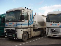 Renault-Magnum-470-Koerdel-Holz-180105-1