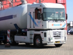 Renault-Magnum-Koerdel-Bocken-290706-02