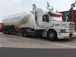 Scania-143-M-500-Koerdel-Holz-100105-01