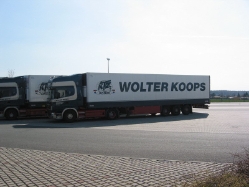 Scania-114-L-380-Koops-Posern-041208-01