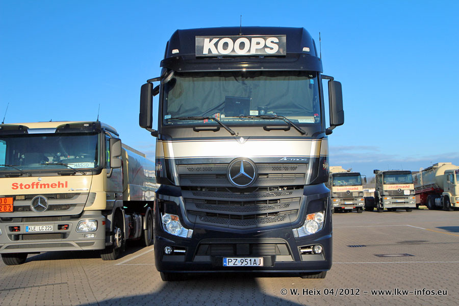 MB-Actros-4-1845-Koops-080412-03.jpg