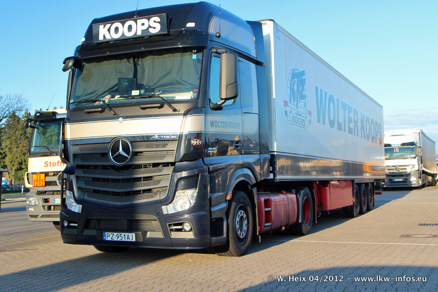 MB-Actros-4-1845-Koops-080412-05.jpg