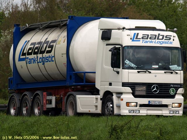 MB-Actros-Laabs-020506-01.jpg