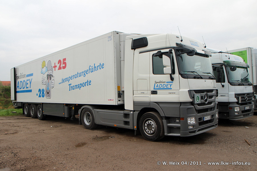 MB-Actros-3-1844-Laddey-030411-01.jpg
