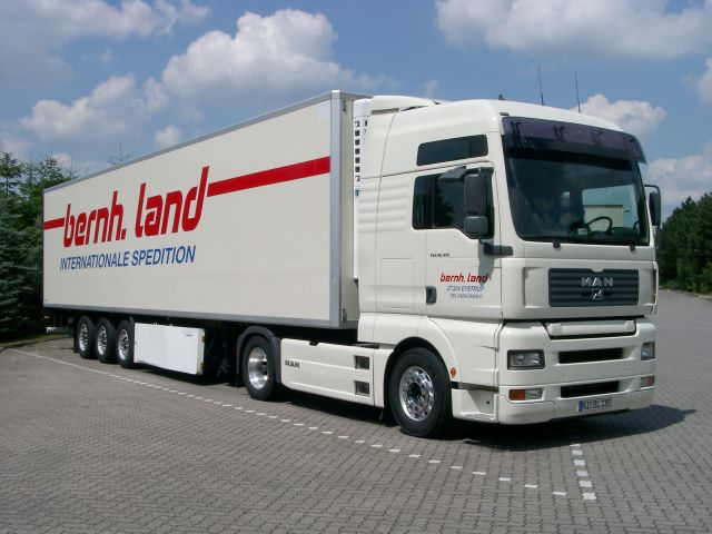 MAN-TGA-18410-XXL-Land-Schimana-060705-02.jpg