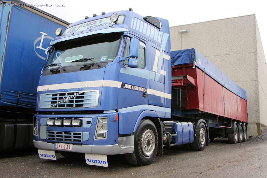 Larue+Steinbeck-Welkenraedt-291109-032.jpg