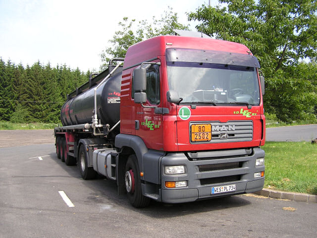 MAN-TGA-18410-LX-vdLee-Koster-071106-01.jpg - A. Koster
