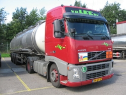 Volvo-FH12-380-vdLee-Bocken-030906-07
