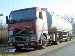 Volvo-FH12-380-vdLee-ex-Pleines-101206-02