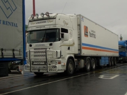 Scania-164-G-580-Linjegods-Stober-281204-05