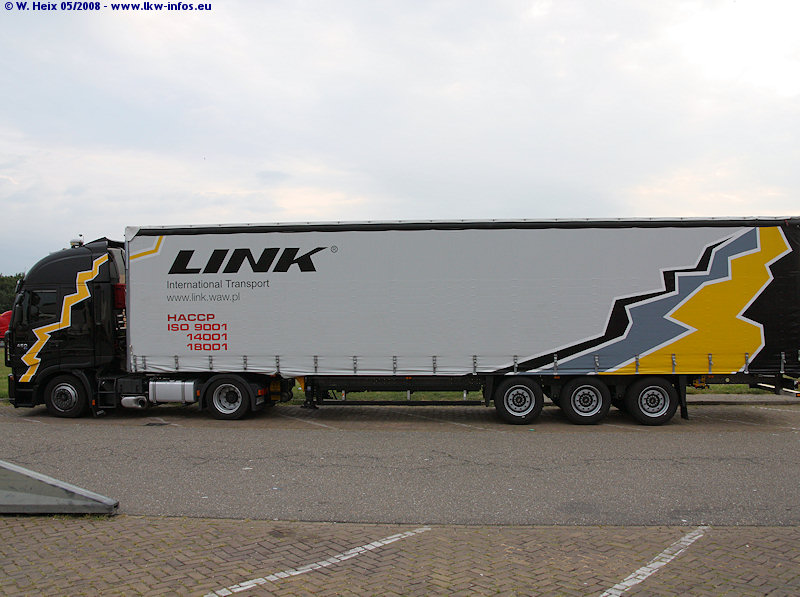 Iveco-Stralis-AS-II-440-S-45-Link-270608-04.jpg