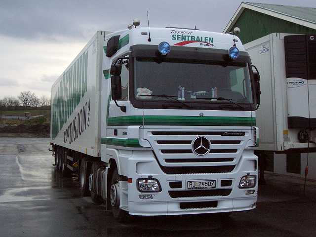 MB-Actros-2546-MP2-Lunde-Stober-230604-2.jpg