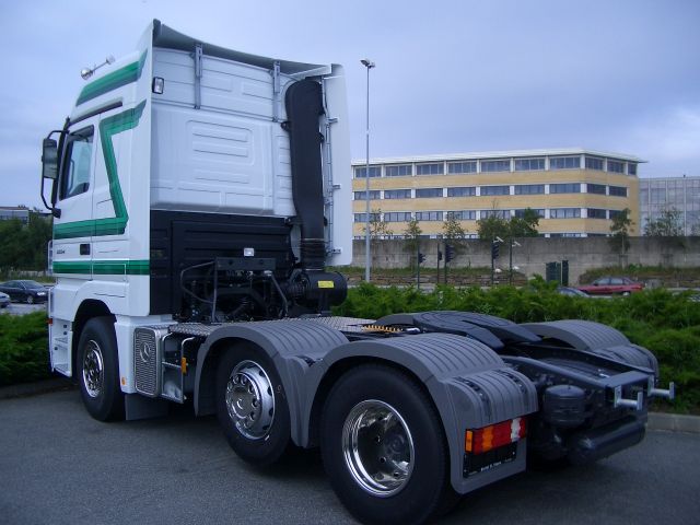MB-Actros-2554-Lunde-Stober-160105-1.jpg - Ingo Stober
