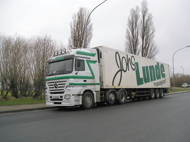 MB-Actros-2554-MP2-Lunde-Hensing-010705-01.jpg - Jens Hensing