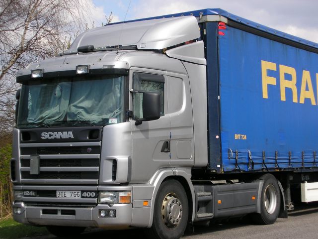 Scania-124-L-400-Maas-Wihlborg-080505-01.jpg - Henrik Wihlborg