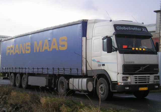 Volvo-FH16-520-Maas-AWolters-261205-01.jpg - A. Wolters/J. Wolters