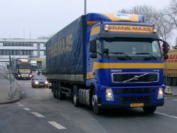 Volvo-FH12-420-Maas-Willann-121204-2