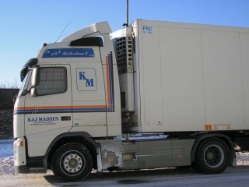 Volvo-FH12-420-Madsen-Wihlborg-050206-01