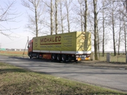 Scania-124-L-420-Michalec-140406-03