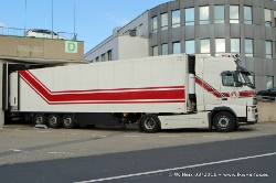 Volvo-FH-400-Milz-280311-01