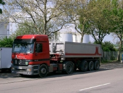 MB-Actros-1843-Mimberg-Szy-060604-1
