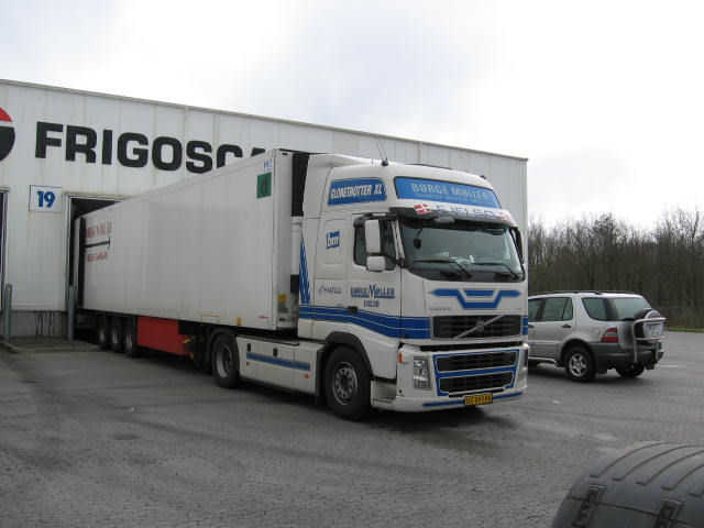 Volvo-FH-480-Moeller-Thomsen-090307-03.jpg