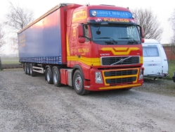 Volvo-FH-520-Moeller-Thomsen-170407-01