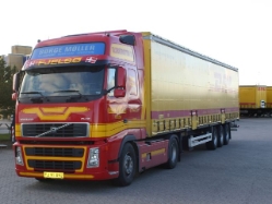 Volvo-FH12-460-Moeller-Thomsen-191004-3