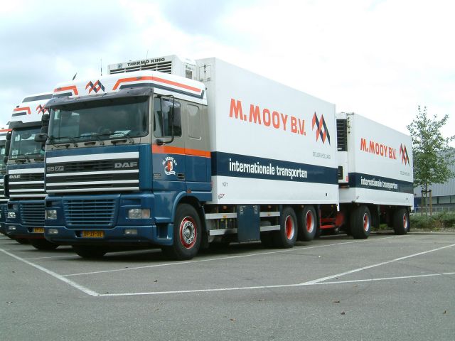 DAF-95-XF-430-Mooy-vMelzen-041005-03.jpg