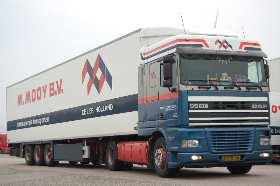 DAF-95-XF-Mooy-vMelzen-271007-06.jpg
