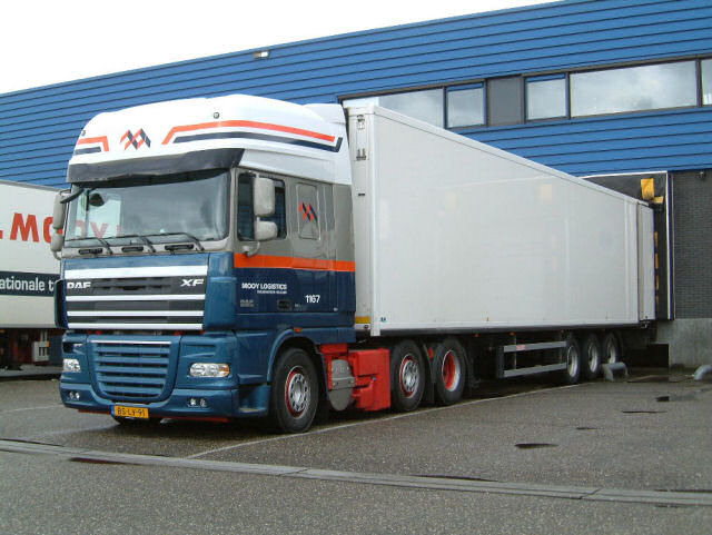 DAF-XF-105-Mooy-vMelzen-270207-02.jpg