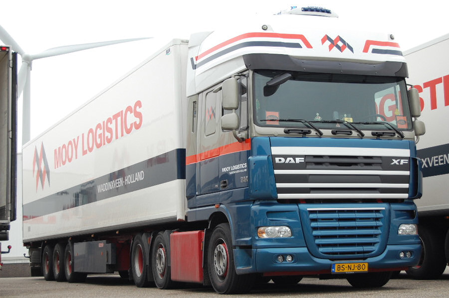 DAF-XF-105-Mooy-vMelzen-271007-03.jpg