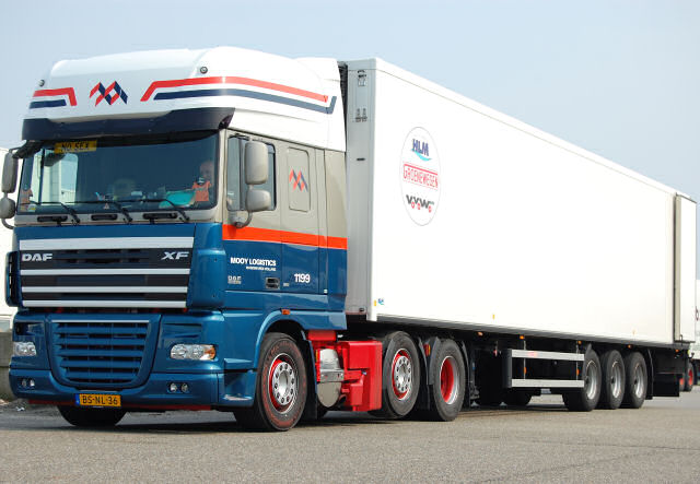 DAF-XF-105460-Mooy-vMelzen-020407-03.jpg